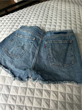 Levi shorts